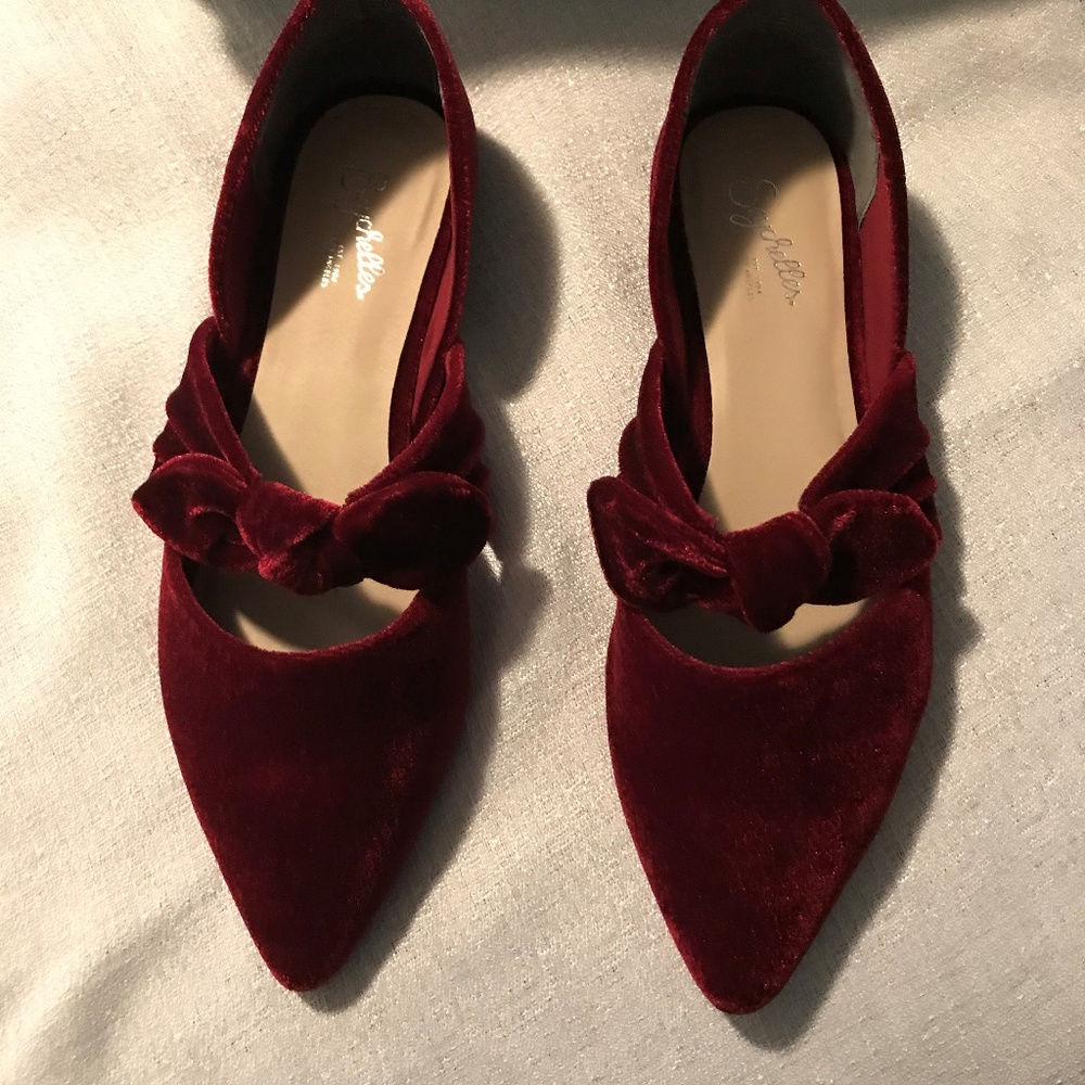 Burgundy Velvet Flats NIB
